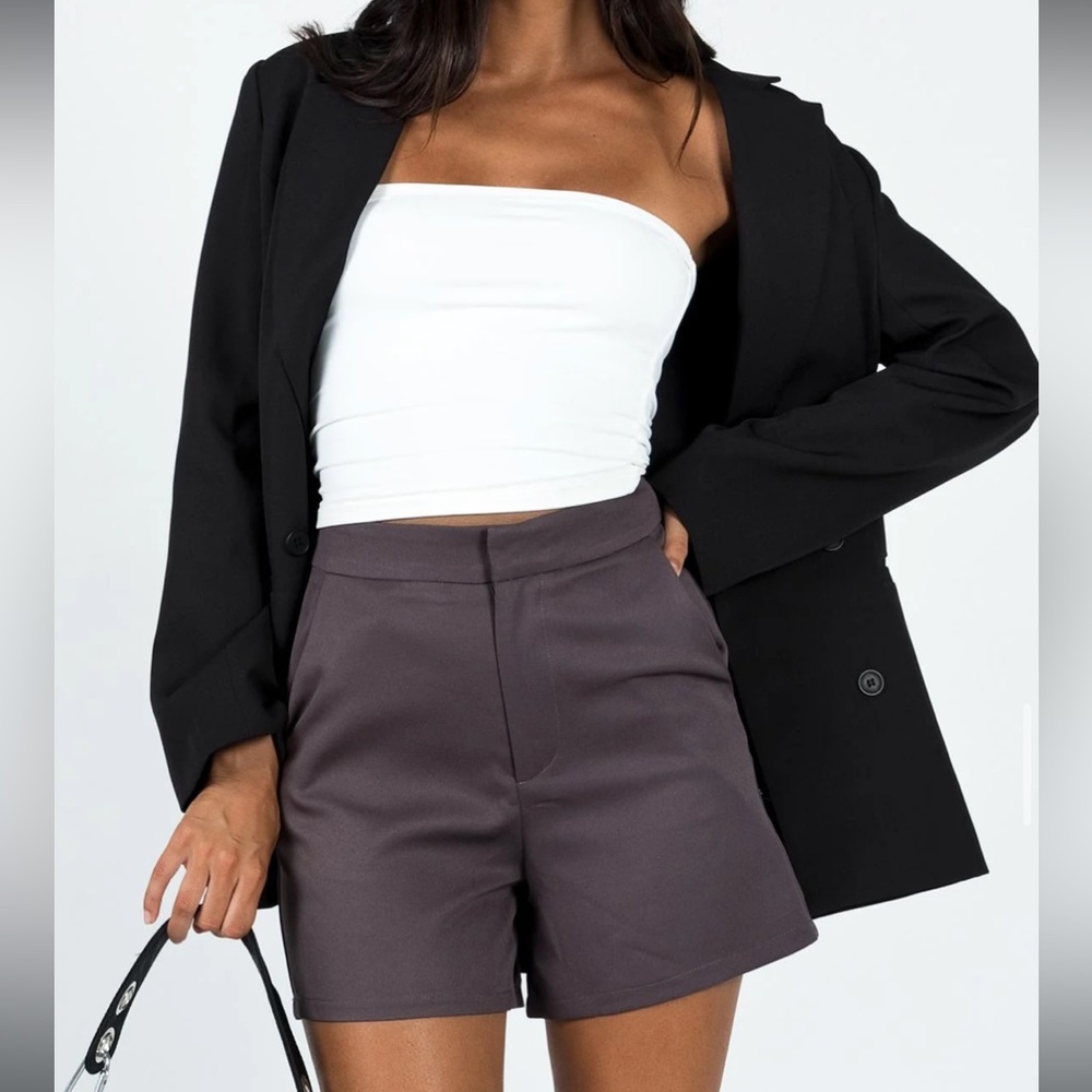 NWT Princess Polly Jonna Shorts in Slate